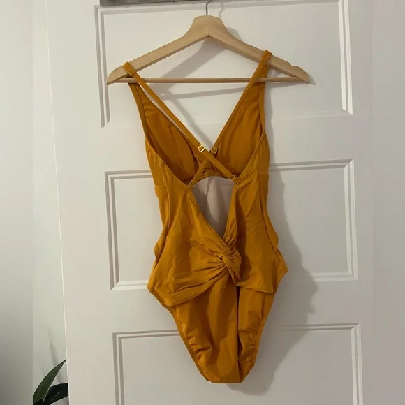 Maillot de bain d’excellente qualité grandeur 6 - Picture 3 of 5